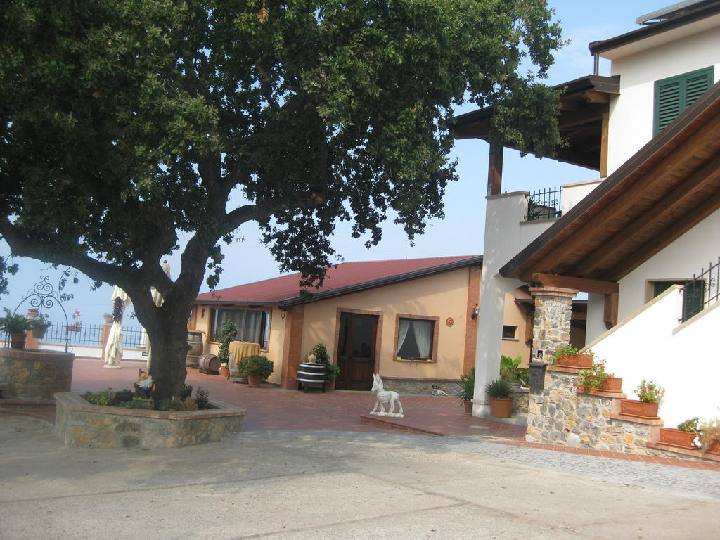 Вилла Agritursmo Montesalerno Диаманте Экстерьер фото